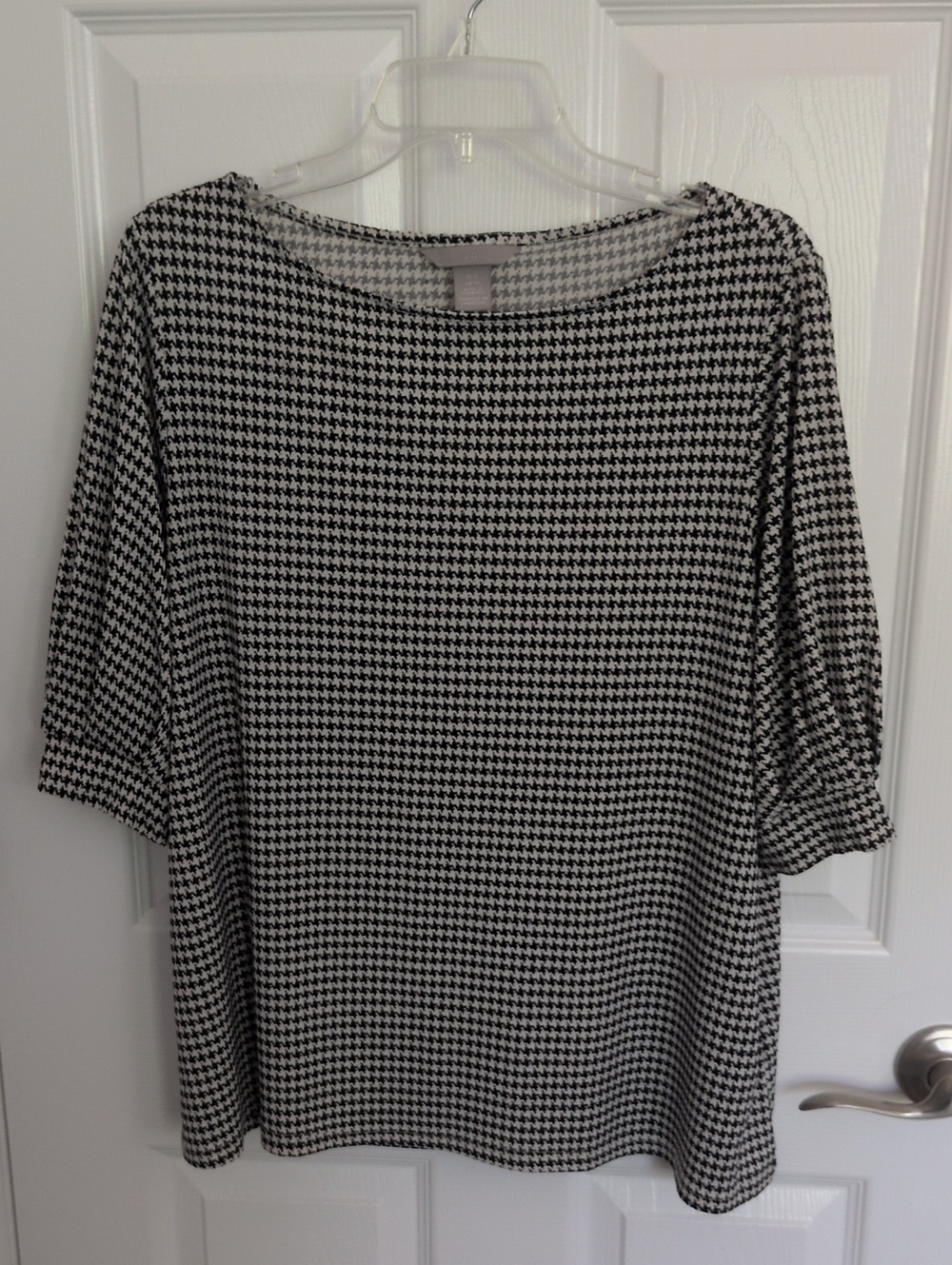 H&M Black & Cream Houndstooth Blouse - XL